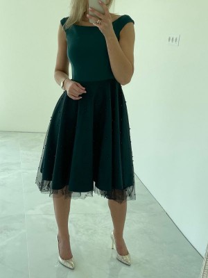 Smaragdinė suknelė